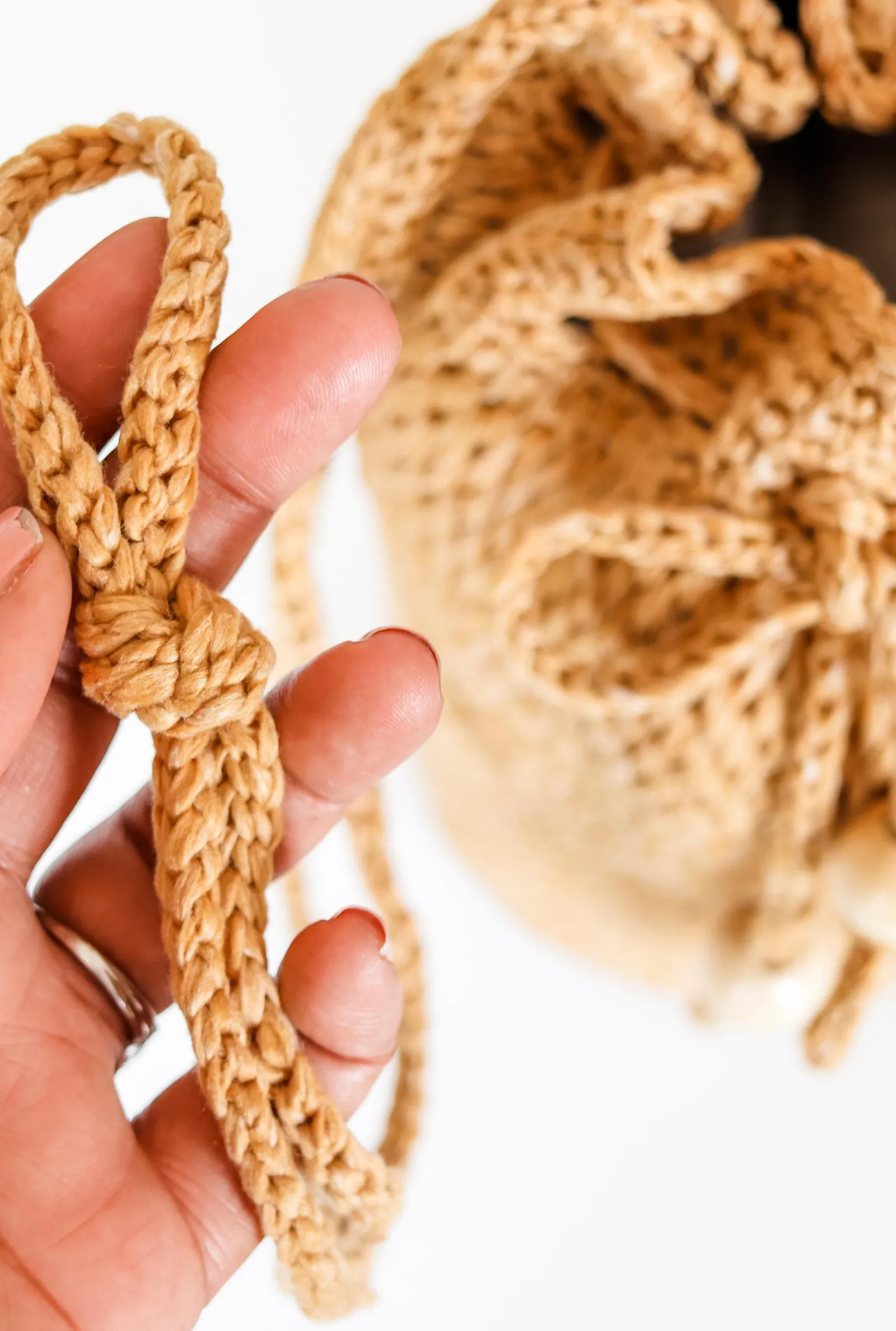 Harper Bucket Bag // Crochet PDF Pattern