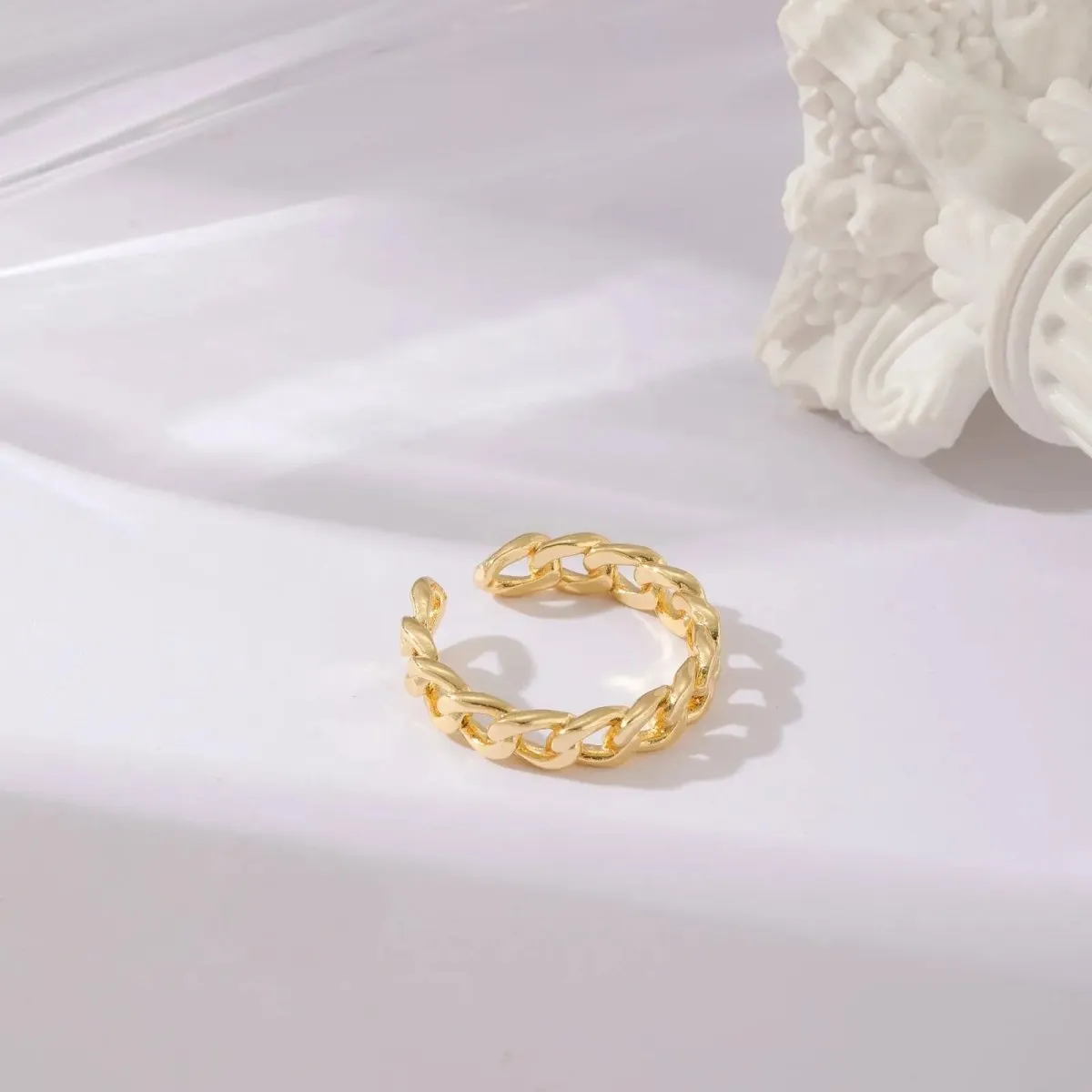Kyerlyn Gold Cuba Lightweight Rings