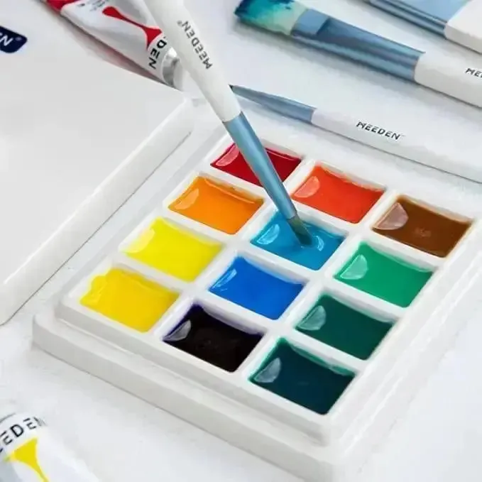 MEEDEN 12-Well Ceramic Paint Palette with Cover