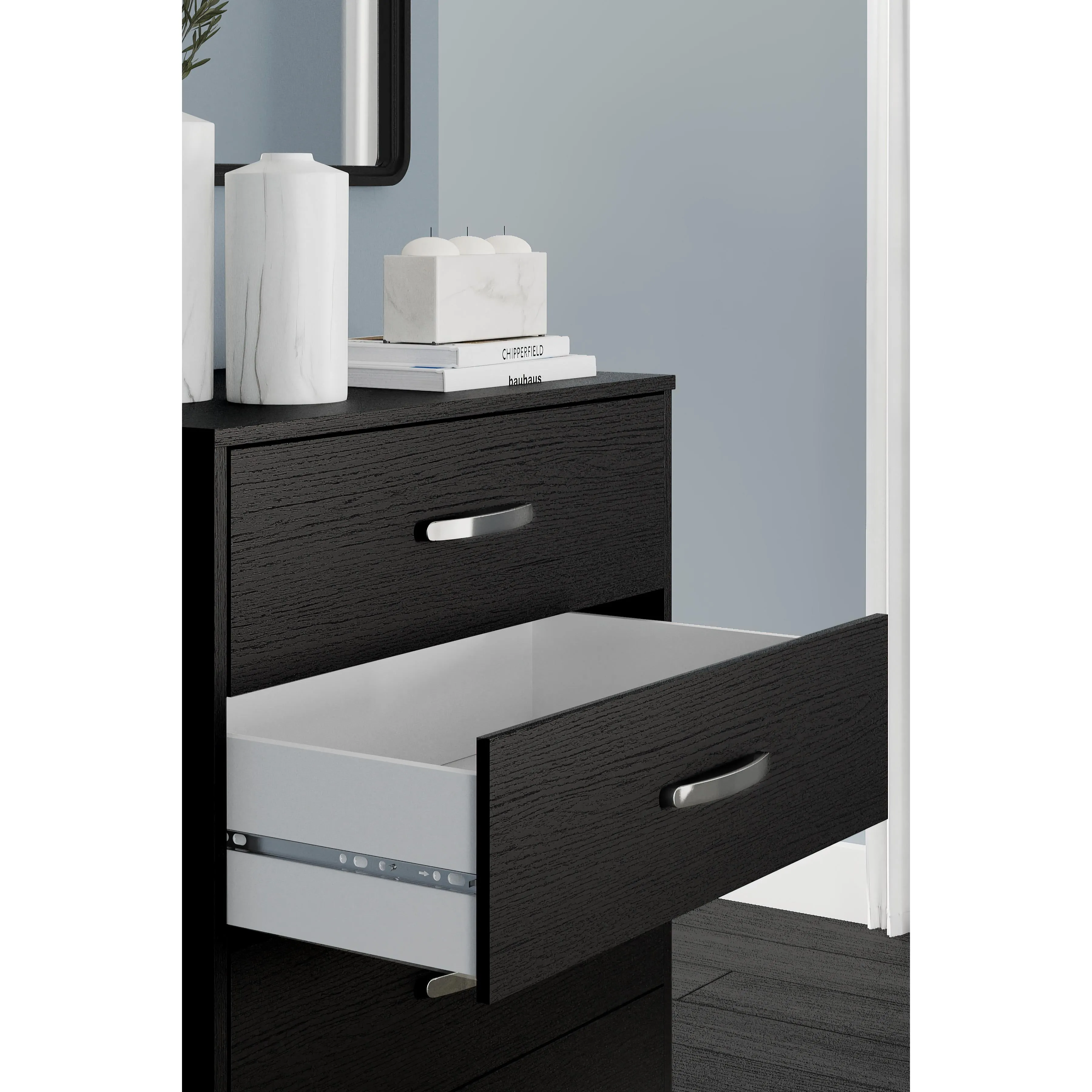 Signature Design by Ashley Finch 5-Drawer Chest EB3392-245
