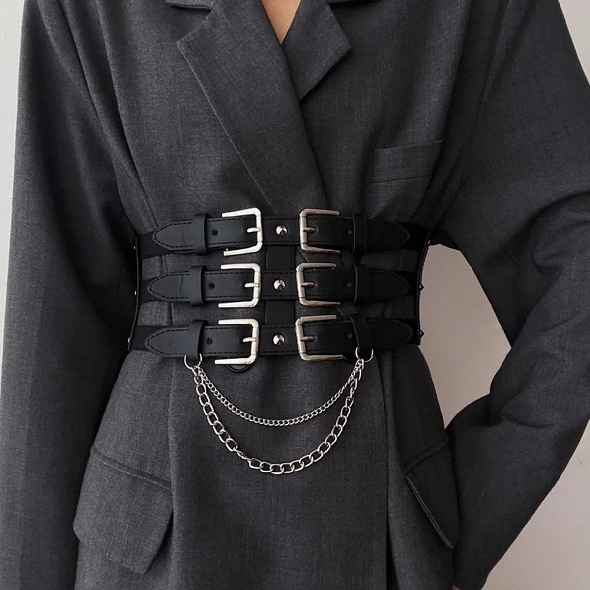 VAIGE Luxe Triple Buckle Chain Corset Belt in Black and Gold